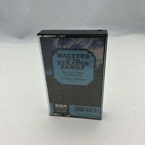 WALTZES BY THE STRAUSS FAMILY - CASSETTE